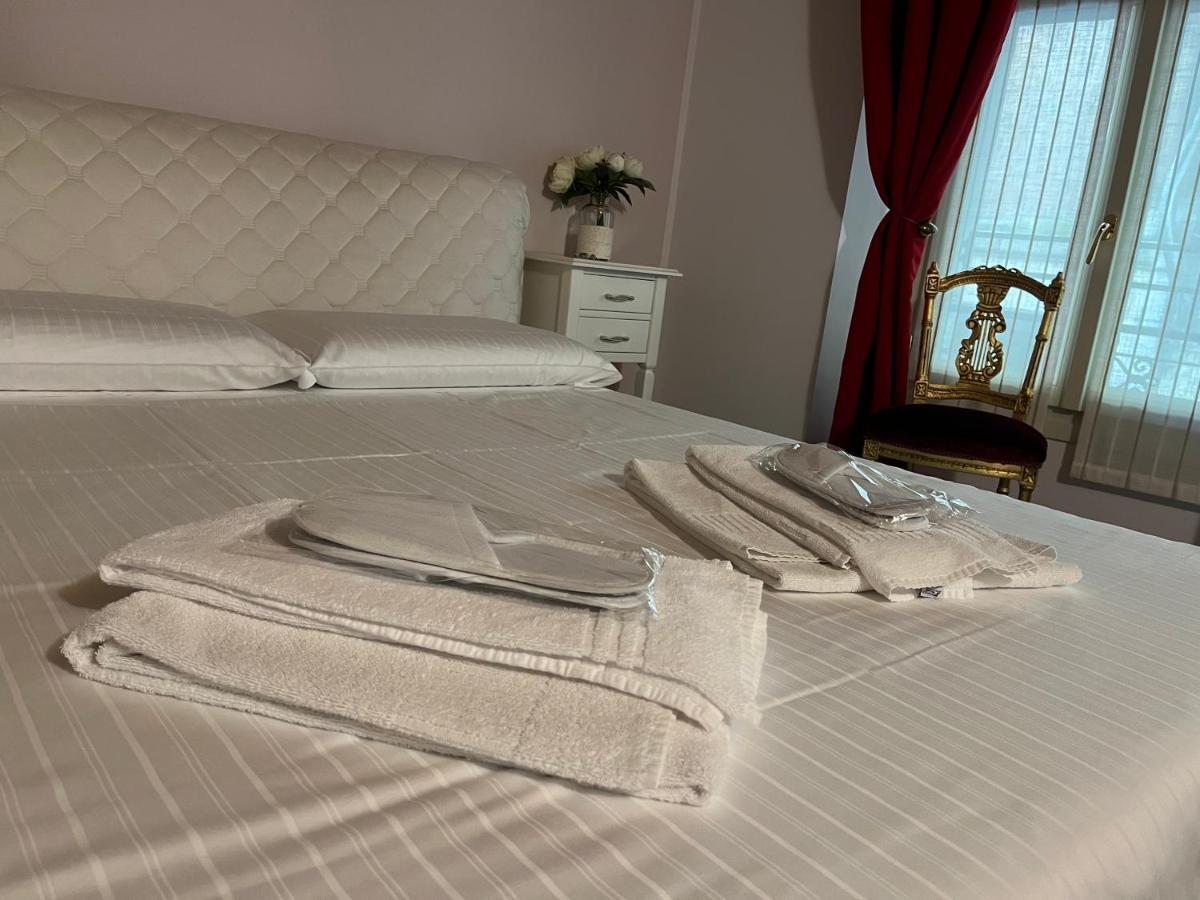 Dimora 4 Spade Otel Verona Dış mekan fotoğraf